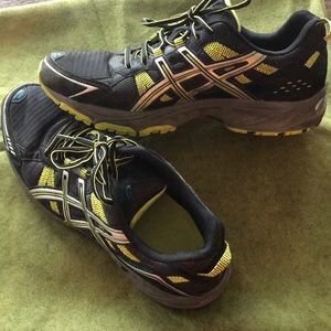 ASICS Trail Running Shoes